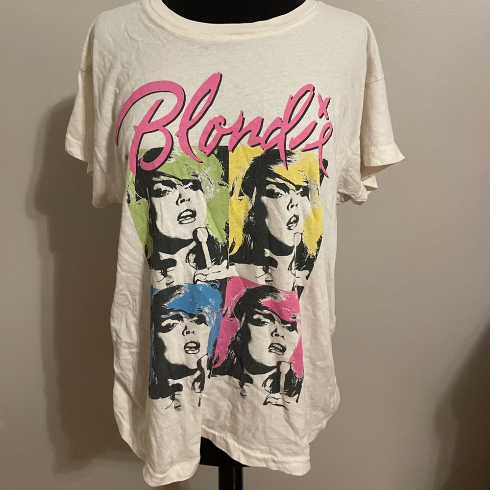 Daydreamer Blondie Soft Tee